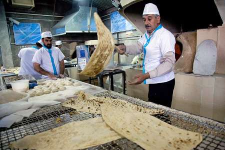 افزایش قیمت نان به بهانه سبوس دار شدن خلاف قانون است افزایش قیمت نان به بهانه سبوس دار شدن خلاف قانون است