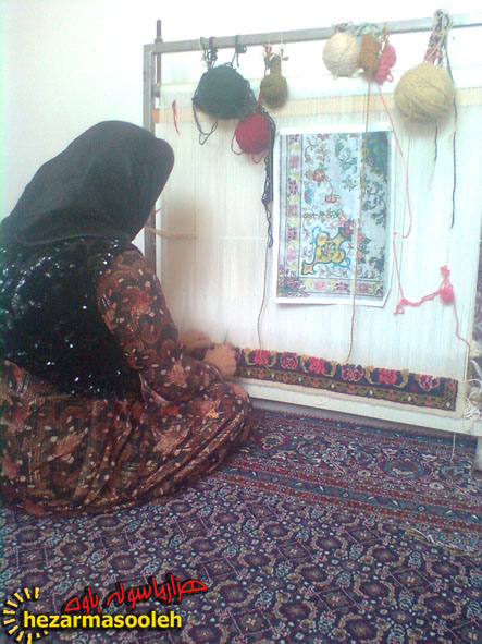 هنر دست بانوان شهرستان پاوه در تجلی اقتصاد مقاومتی هنر دست بانوان شهرستان پاوه در تجلی اقتصاد مقاومتی