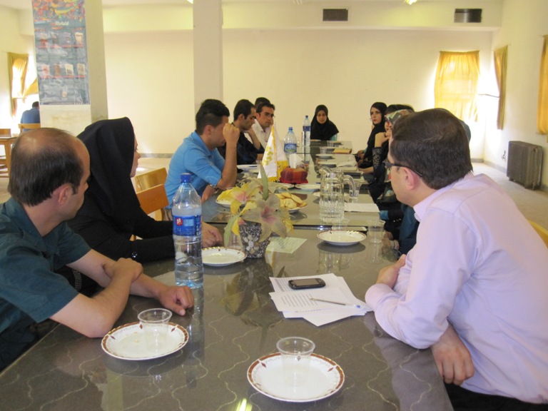 نشست کتابخوان با حضور اصحاب فکر واندیشه برگزار می شود نشست کتابخوان با حضور اصحاب فکر واندیشه برگزار می شود