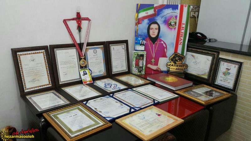 تجلیل و تقدیر اعضای انجمن پشتیوان ورزش پاوه از  آریز رحیمی  و ژینو رستمی 