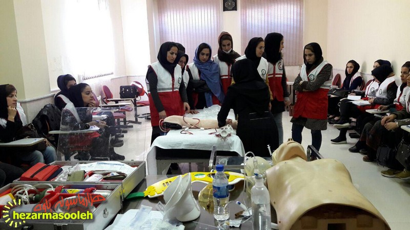 برگزاری دوره پیش بیمارستانی ویژه امدادگران و نجاتگران خواهر جمعیت هلال احمر شهرستان پاوه 