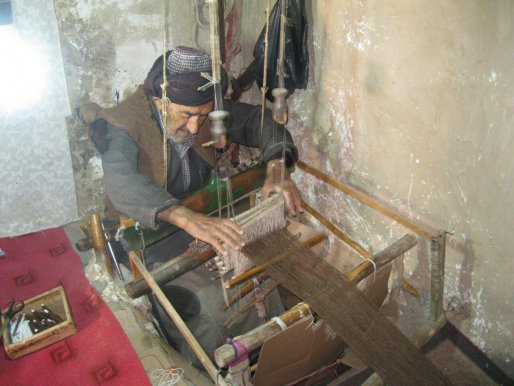 جولایی لالو عارف؛ نمادی از یک فرهنگ جولایی لالو عارف؛ نمادی از یک فرهنگ