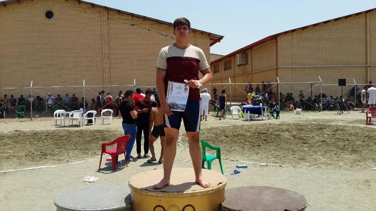 کسب مقام قهرمانی کشتی ساحلی توسط دانش آموز پاوه ای و راهیابی به مسابقات انتخابی تیم ملی 