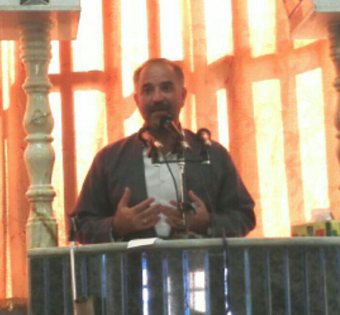 رئيس كميته امداد امام خميني باينگان پاوه در پيامي روز خبرنگار را تبريك گفت رئيس كميته امداد امام خميني باينگان پاوه در پيامي روز خبرنگار را تبريك گفت