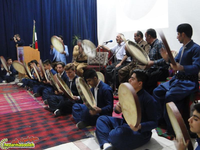 گزارش تصويري از برگزاري آئين افتتاحيه خانه دف هورامان در پاوه گزارش تصويري از برگزاري آئين افتتاحيه خانه دف هورامان در پاوه