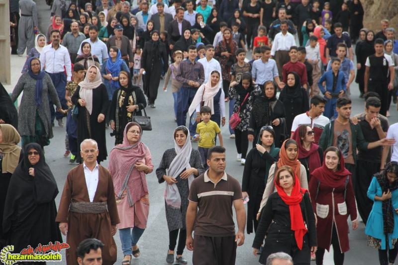 گزارش تصويري از برگزاري همایش بزرگ پیاده روی خانوادگی در پاوه گزارش تصويري از برگزاري همایش بزرگ پیاده روی خانوادگی در پاوه