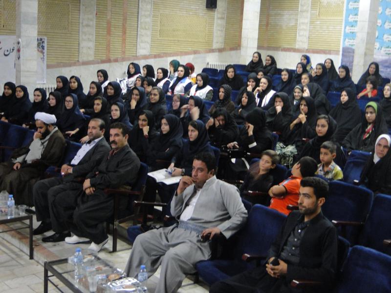 يادواره شهداي حوزه اي بسيج خواهران حضرت خديجه شهرستان پاوه برگزار شد