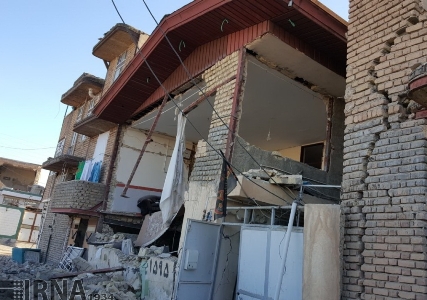  فرماندار: 900 واحد مسکونی پاوه در اثر زلزله اخیر خسارت دیده است