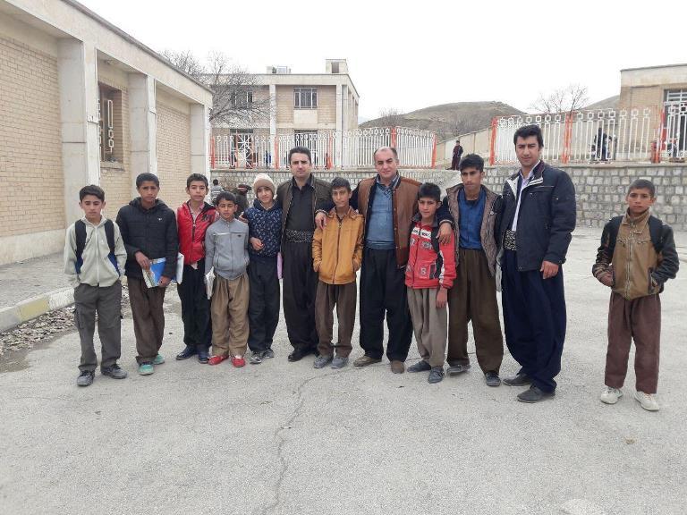 اعزام تیم مشاوران مدارس شهرستان پاوه به مناطق زلزله‌زده