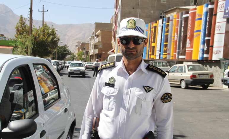 اعمال محدودیت "تردد ممنوع" در زمان برگزاری راهپيمايي 22 بهمن در پاوه