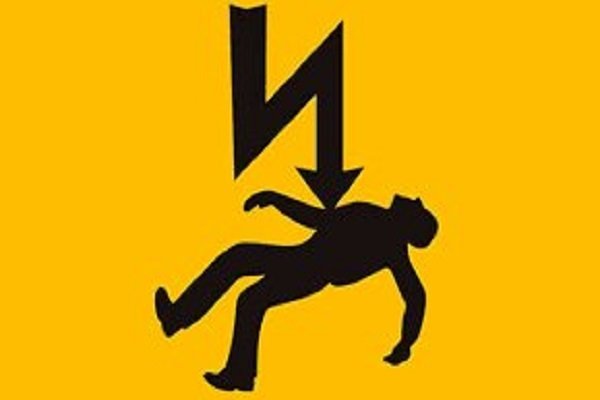 مرگ غم انگیز مامور اداره برق بر اثر برق گرفتگی در نودشه