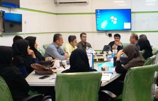 برگزاری کارگاه آموزشی پیشگیری از بیماریهای انسان و دام در مرکز بهداشت پاوه