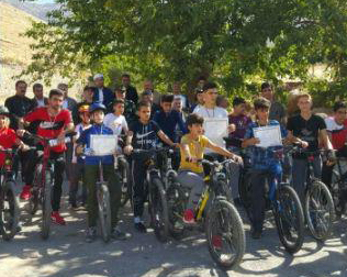 مسابقات دوچرخه سواری در پاوه برگزار شد