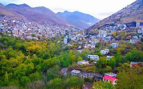 شهرستان پاوه در رتبه دوم باسوادی استان قرار دارد 