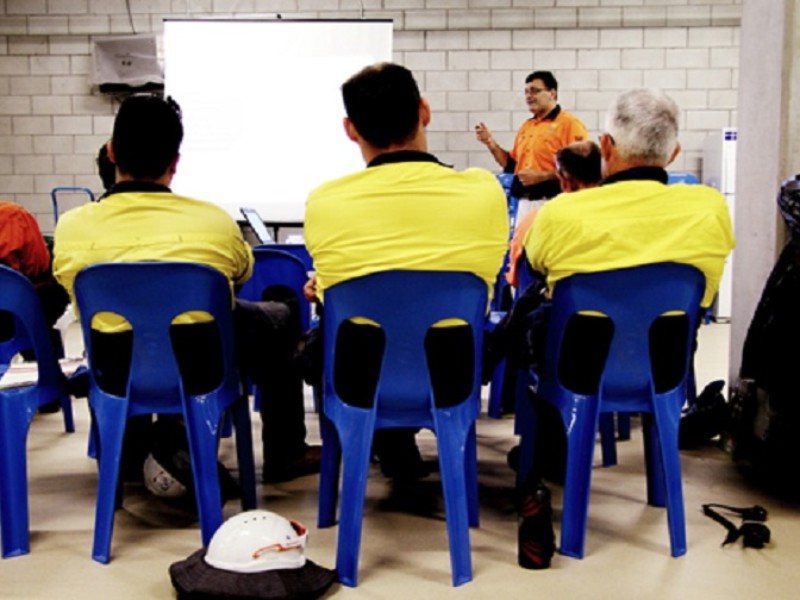هیات مدیره انجمن صنفی کارگران ساختمانی شهرستان پاوه انتخاب شد