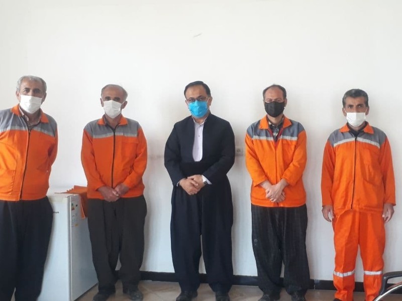 تقدیر از زحمات کارگران خدماتی تلاشگر شهرداری پاوه