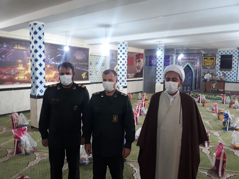 توزیع بسته های معیشتی و آموزشی در شهرستان پاوه