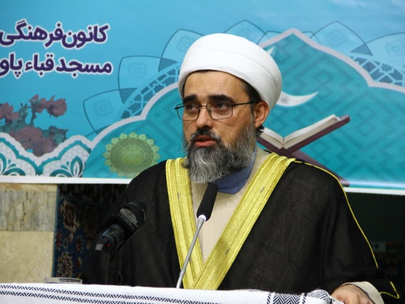 ماموستا قادری نمونه بارز مبلغ دینی برای اعتلای اسلام است