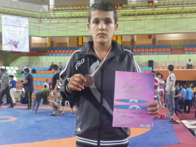 کسب مقام سوم مسابقات کشتی جوانان قهرمانی استان توسط ورزشکار پاوه ای