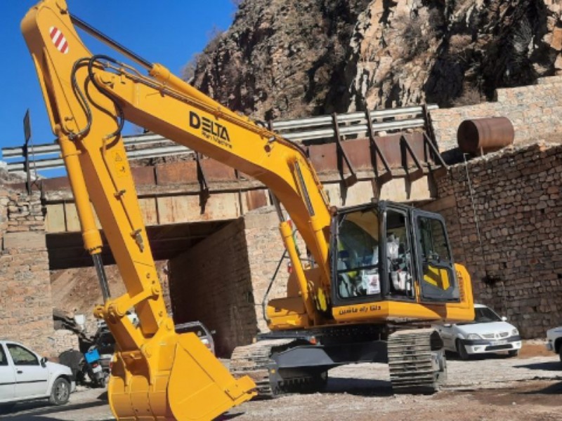 آیین تحویل یک دستگاه بیل مکانیکی چرخ زنجیری به شهرداری باینگان برگزار شد آیین تحویل یک دستگاه بیل مکانیکی چرخ زنجیری به شهرداری باینگان برگزار شد