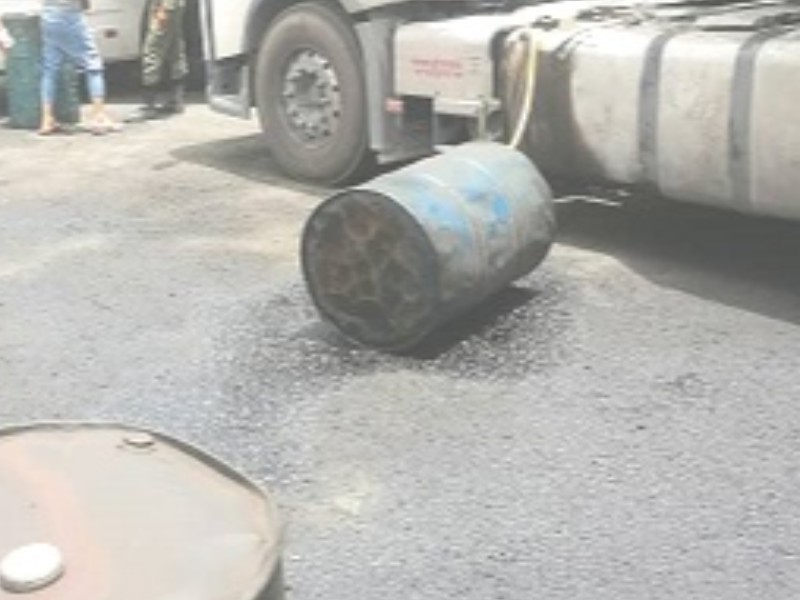 تخلیه‌ی سوخت در خیابانهای نوسود به هر نحو ممنوع است