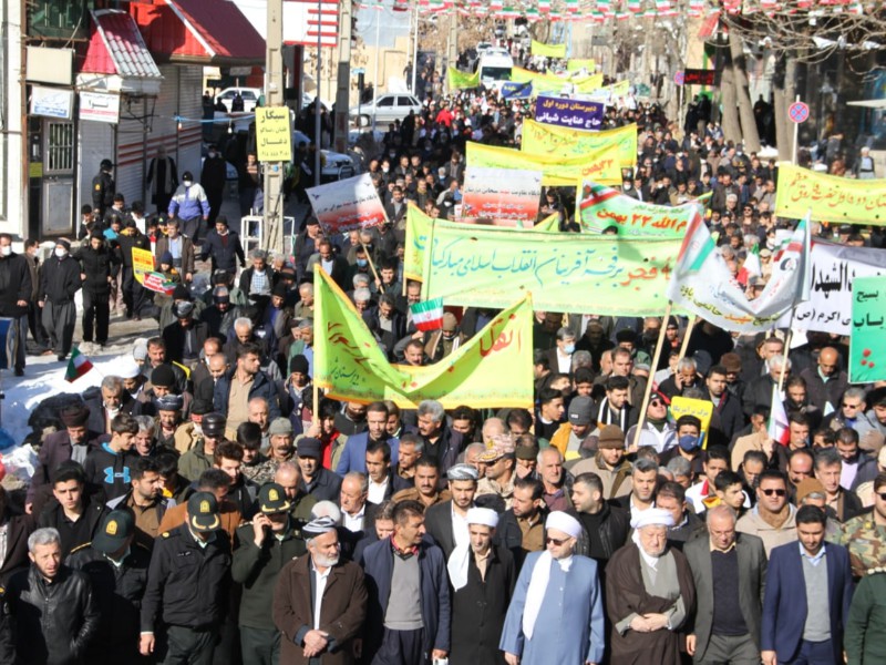 گزارش تصویری از حضور پرشور مردم پاوه در راهپیمایی 22 بهمن