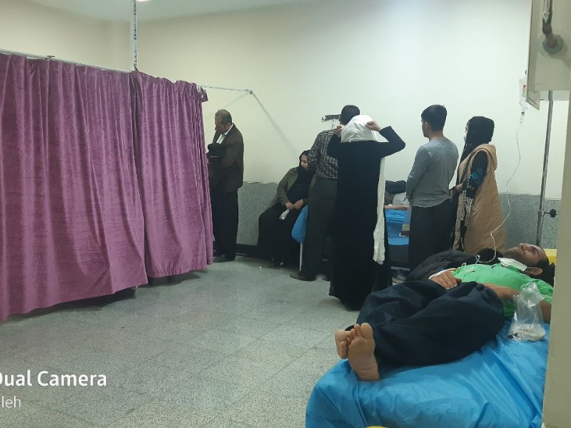 نبود تخت خالی در بیمارستان قدس پاوه و معطلی بیماران