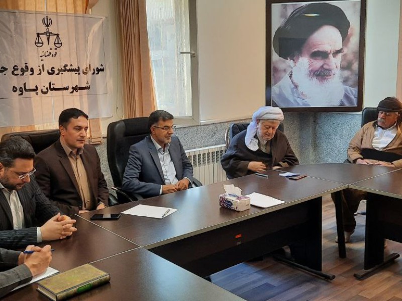 خیرین پاوه ای ۷ میلیارد ریال برای آزادی زندانیان نیازمند کمک کردند