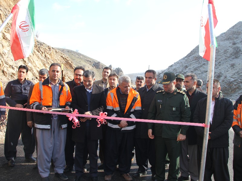 ۸ طرح و پروژه در شهرستان پاوه افتتاح شد