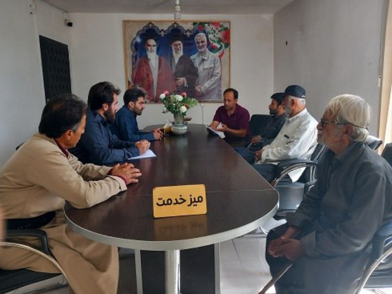 تشکیل میز خدمت و رسیدگی به مشکلات  برخی از شهروندان در دفتر شهردار نودشه