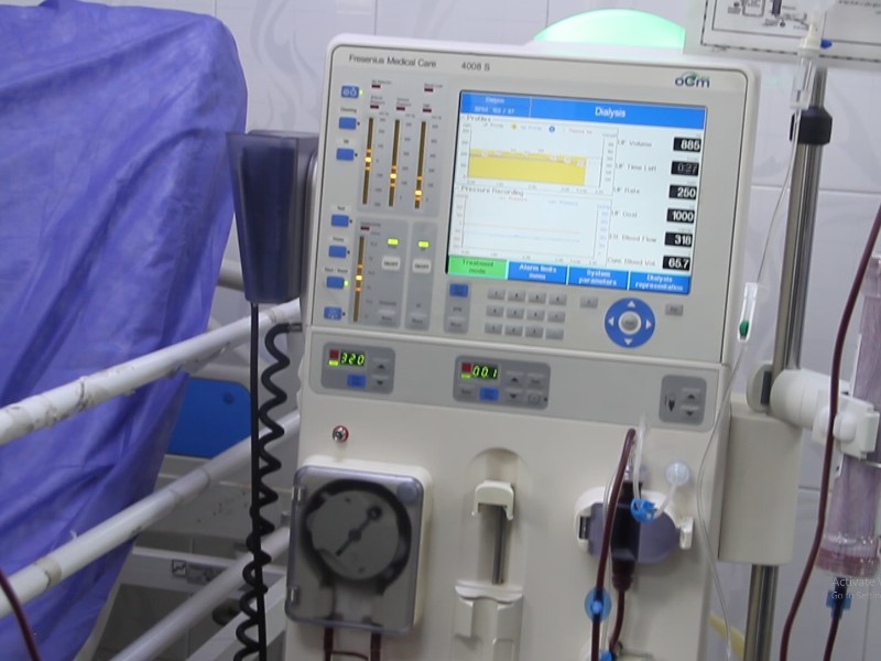 اهداء یک دستگاه دیالیز به بیماران پاوه +تصاویر