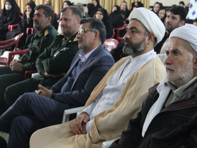 مراسم گرامی داشت و تکریم از خانواده کارکنان ناحیه پاوه برگزارشد