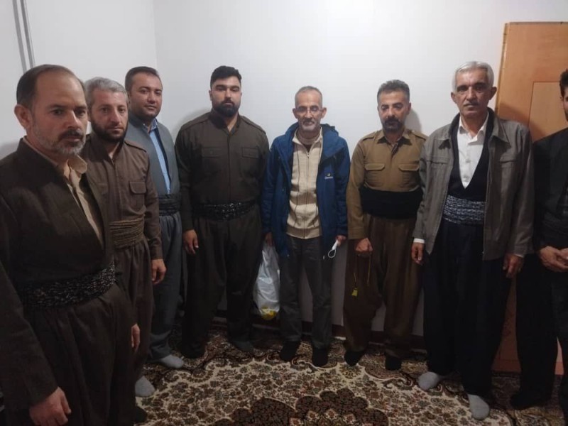 دیدار سردارآسیابانی با قهرمان پرتاب وزنه در پاوه دیدار سردارآسیابانی با قهرمان پرتاب وزنه در پاوه