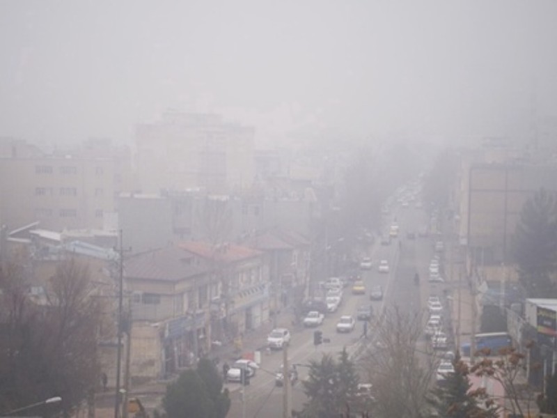 کاری که نباید هنگام رانندگی در مه انجام داد