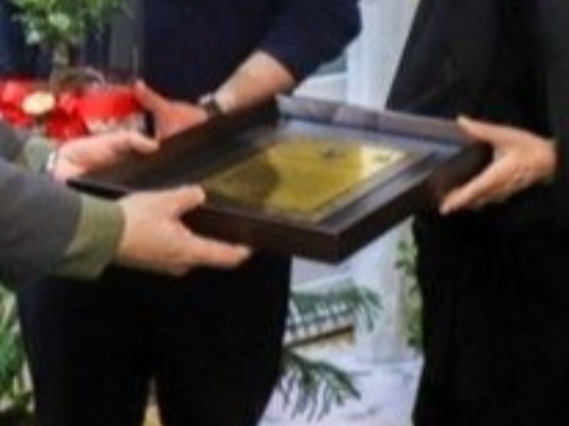 از خانواده شهید تجلیل به عمل آمد