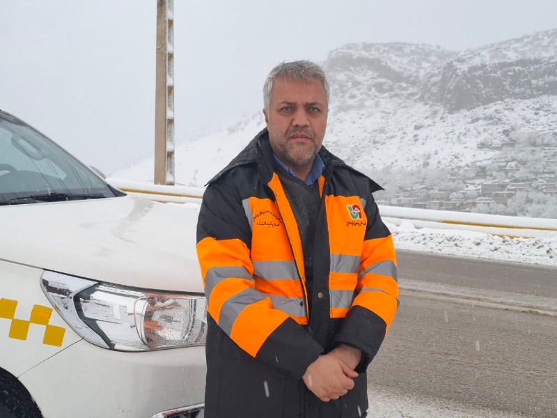 بارش ۳۰ سانتیمتری برف در سه راهی ملندوی پاوه