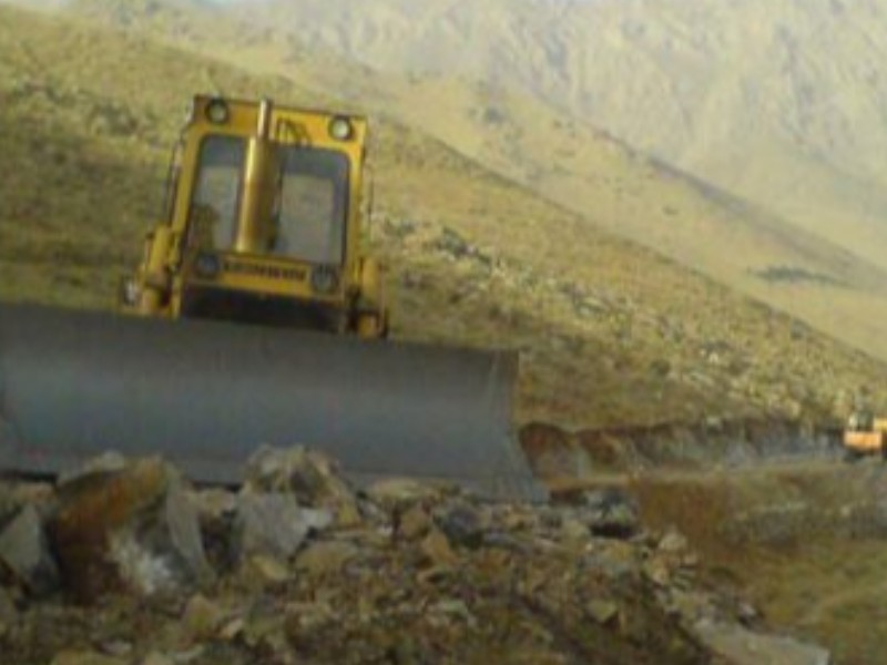 پروژه پارک قلادزه به صورت آرام آرام در حال انجام است