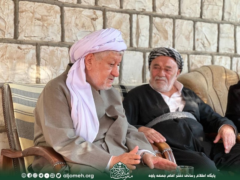 خانواده ماموستا محمد خضرنژاد با حاج ماموستا ملاقادر قادری امام جمعه پاوه دیدار کردند