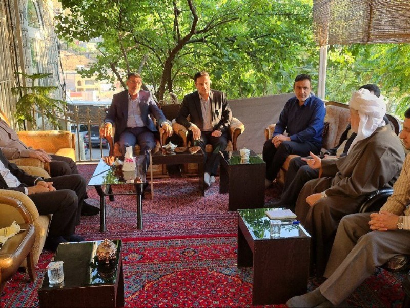 از ماموستا قادری در  ۴۵ سال خدمت در سنگر نماز جمعه تجلیل شد