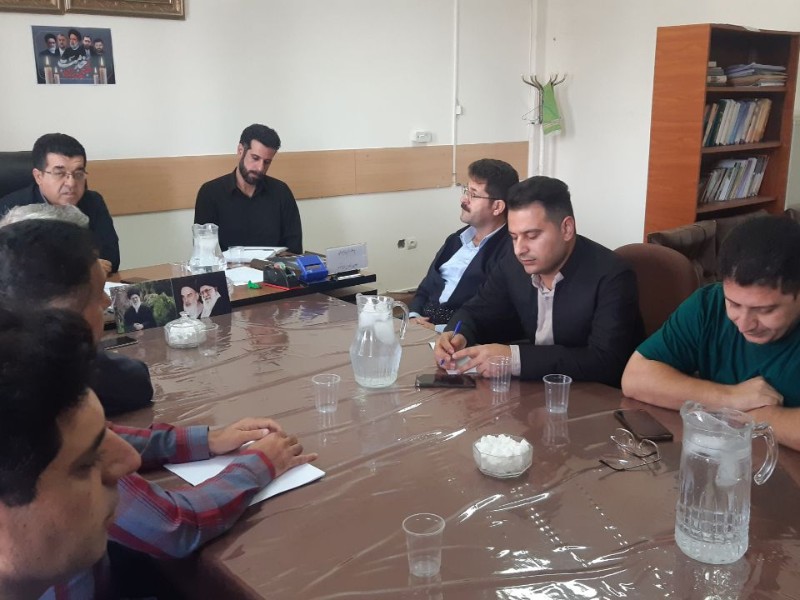 نشست بررسی وضعیت فعالیت کارت های مرزنشینان شهرستان پاوه برگزار شد
