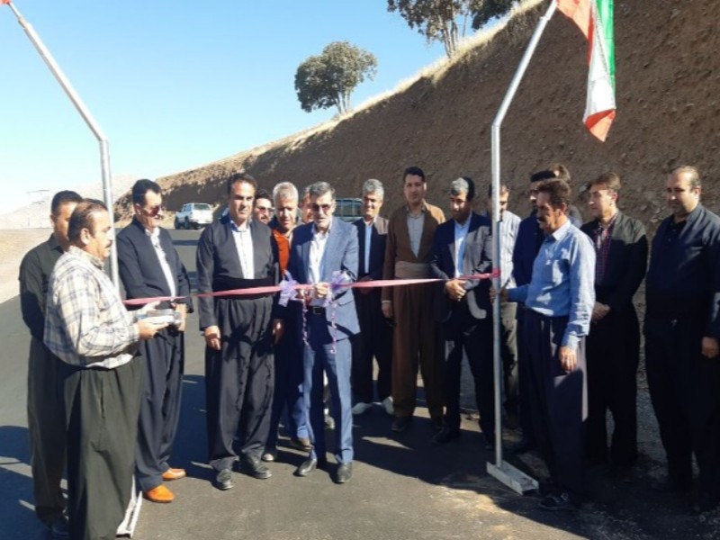 پروژه روکش راههای شهرستان پاوه به بهره برداری رسید