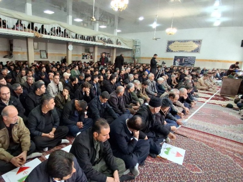 مراسم تجمع مردم پاوه در محکومیت اقدامات آشوبگران و تروریست های وابسته به استکبار در کشور مراسم تجمع مردم پاوه در محکومیت اقدامات آشوبگران و تروریست های وابسته به استکبار در کشور