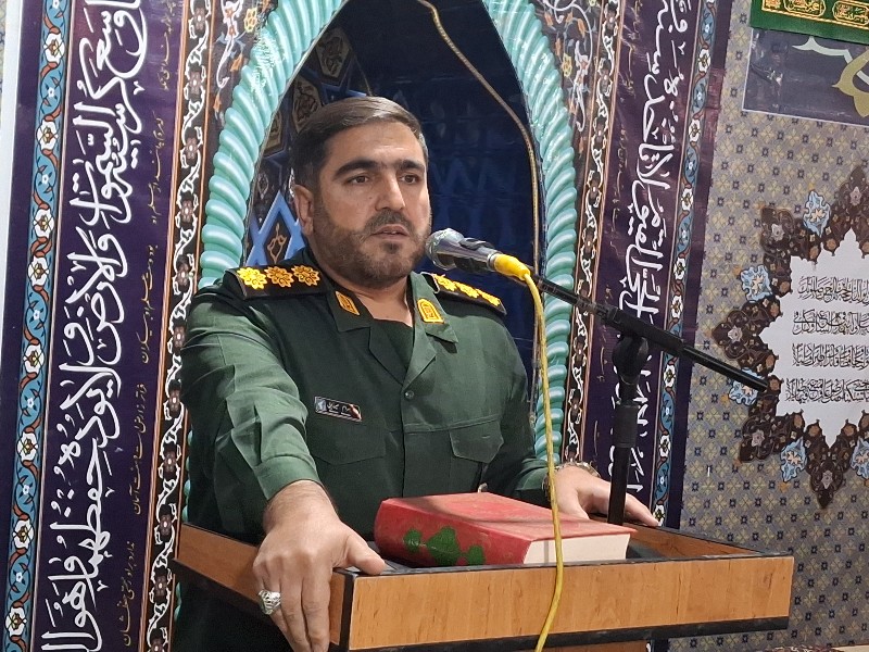 نماز باید در کاهش آسیب‌های اجتماعی اثرگذار باشد / دشمن با جنگ رسانه‌ای به‌دنبال ناامیدی مردم است