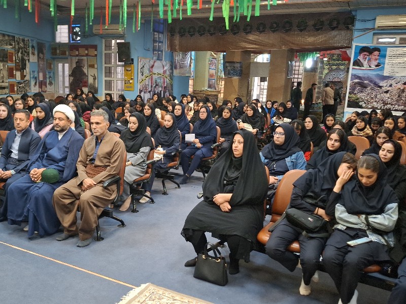 دانش‌آموزان با درس مقاومت و ایثار آشنا شدند