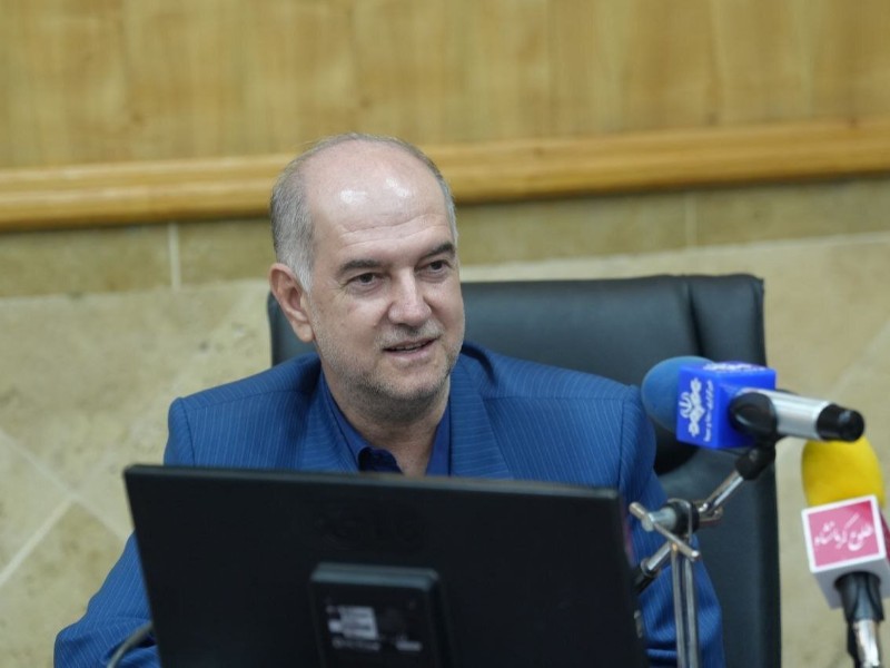 در سهمیه سوخت ماشین آلات کشاورزی تجدید نظر شود در سهمیه سوخت ماشین آلات کشاورزی تجدید نظر شود