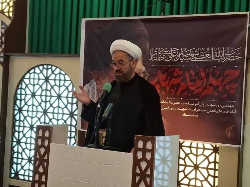 پذیرش مشروط توقف جنگ از موضع قدرت است / نقش بر آب شدن رویای شیطان بزرگ برای تفرقه قومیتی