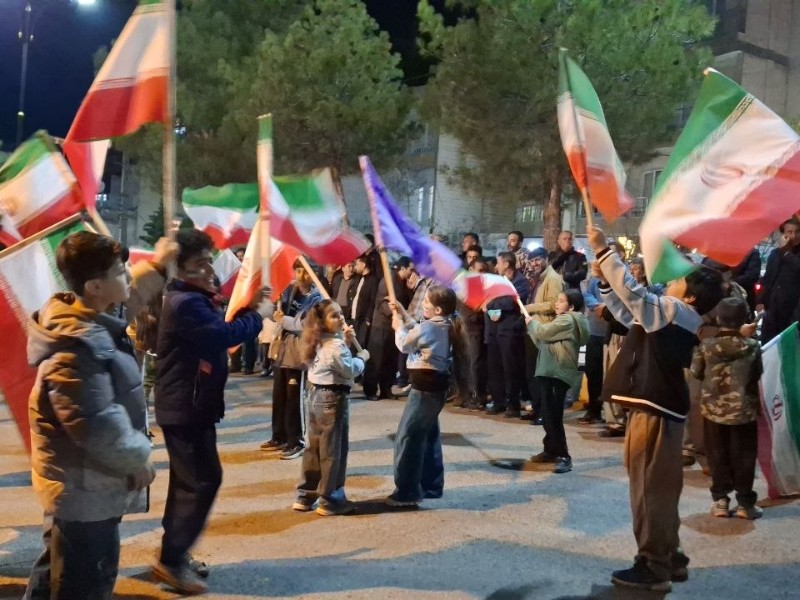 مردم پاوه در چهل و هفتمین شب متوالی سنگر را خالی نکردند