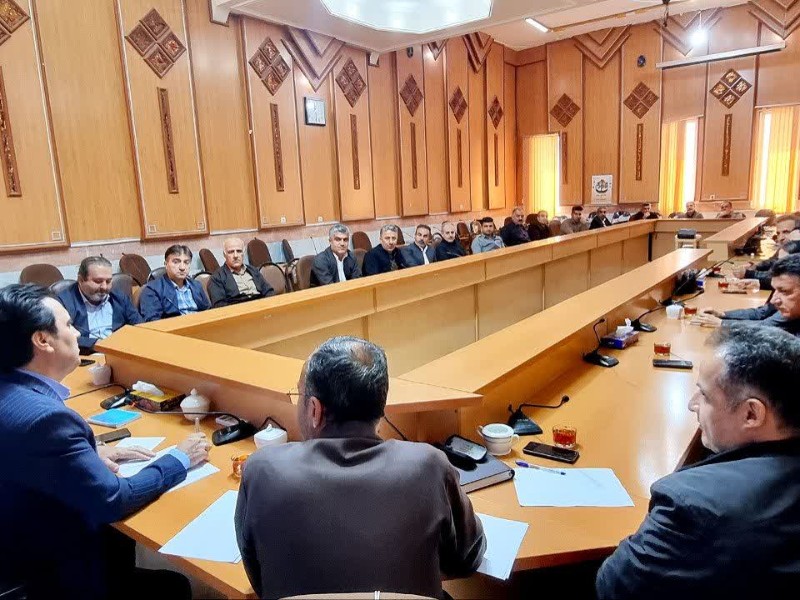 کمیته اشتغال و سرمایه‌گذاری پاوه تشکیل جلسه داد/ بررسی اعتبارات سفر ریاست جمهوری و وضعیت پرداخت تسهیلات تبصره ۱۵