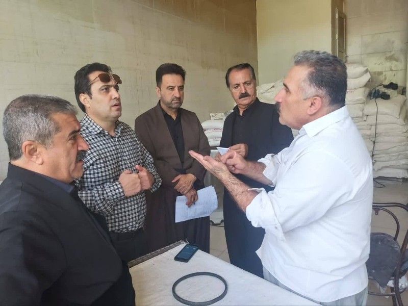 بازدید میدانی معاون برنامه‌ریزی فرمانداری پاوه از واحدهای خبازی و قصابی سطح شهر