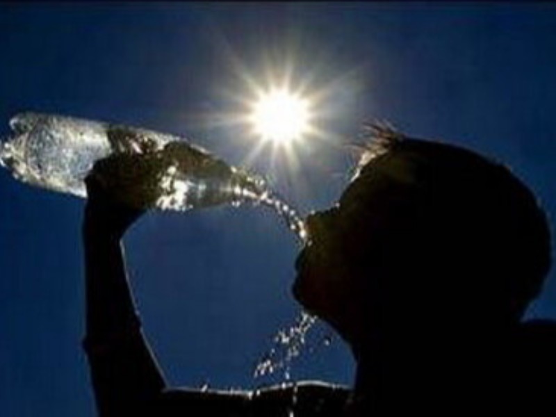 علائم خطر گرمازدگی را بشناسید علائم خطر گرمازدگی را بشناسید
